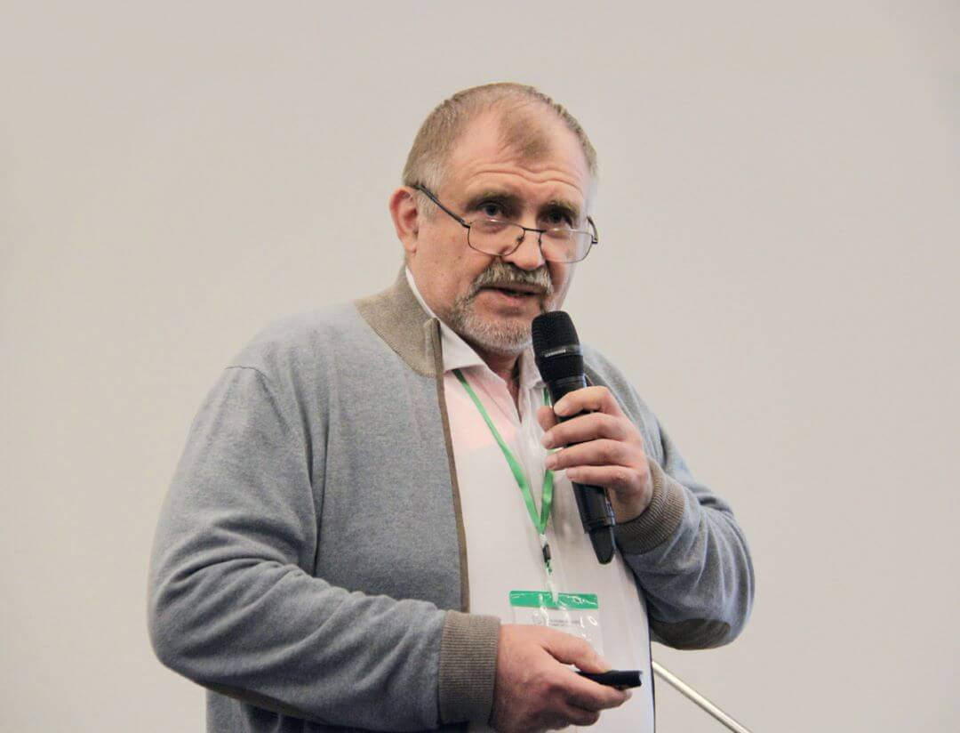 М. В. Колупаев М. В. Колупаев